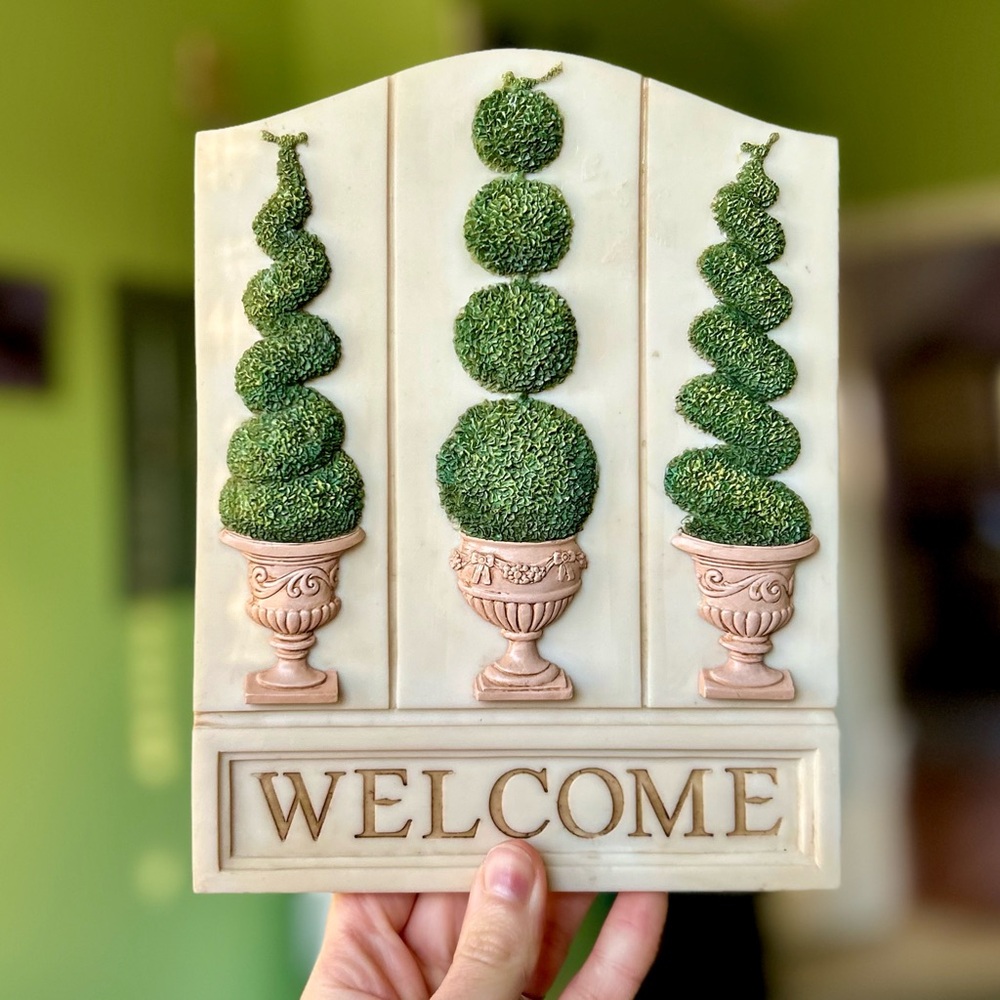VTG Trimmed Artistic Aborvitae Green Pruned Hedges 3D Textured Plaque Wall Art - Picture 6 of 6